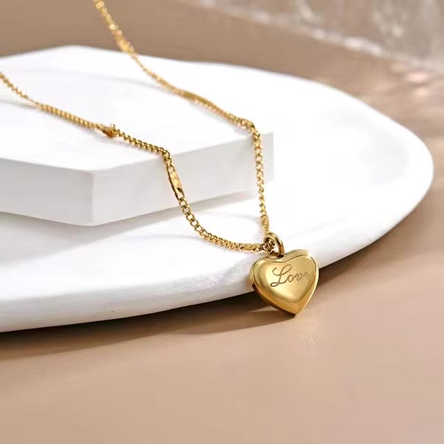 Heart Pendant Necklace